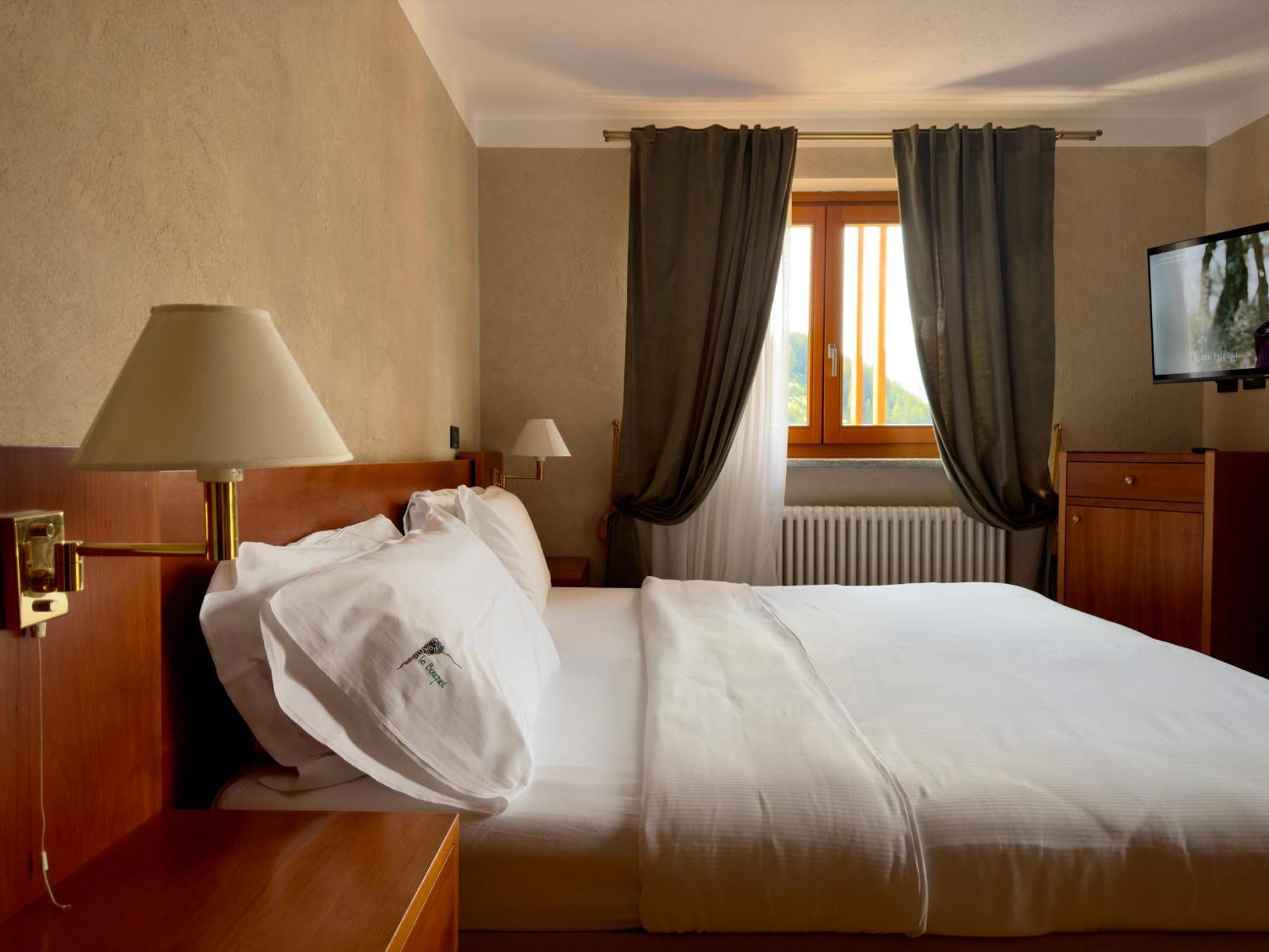 Hotel Le Bouquet Cogne Extérieur photo